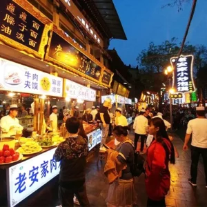 12 Days Real China Discovery from Beijing to Hong Kong with Pandas & Guilin