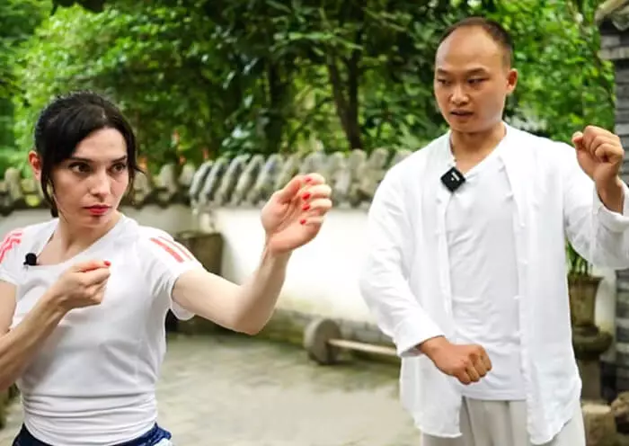 2 Day Dujiangyan Panda Volunteer Tour