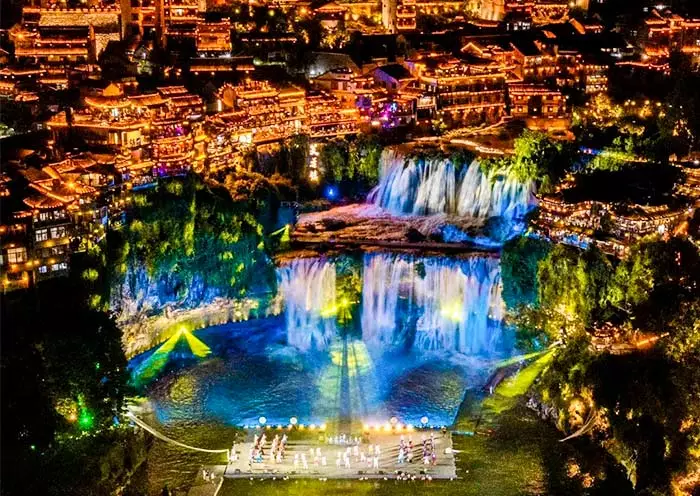 6 Days Surreal Zhangjiajie Tour: