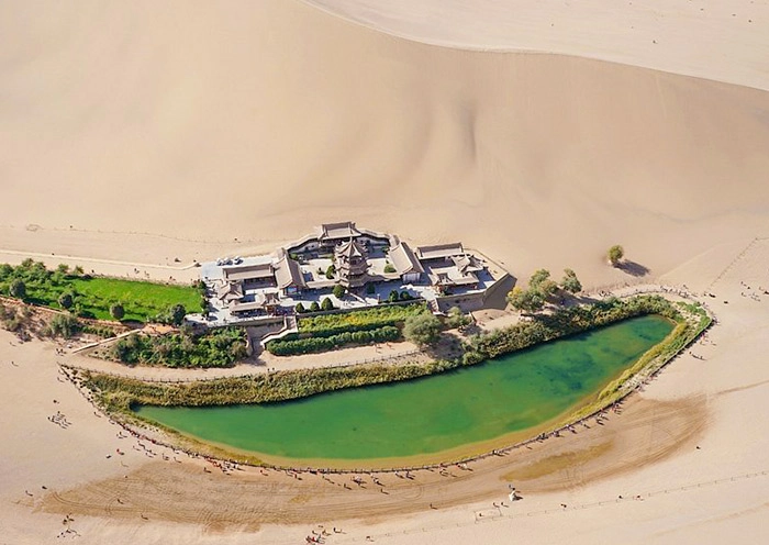 3 Days Classic Dunhuang Tour: From Yumen Pass (Great Wall) to Mogao Caves