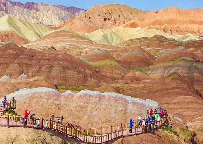 5 Days Colorful Gansu Tour from Zhangye to Jiayuguan & Dunhuang